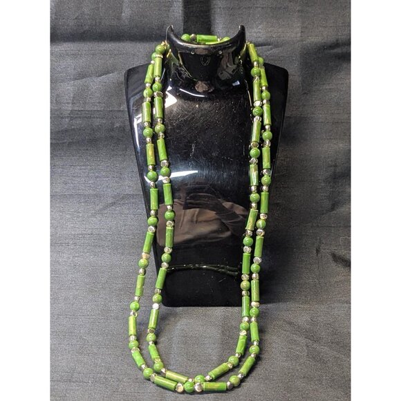 3 for $30  Vintage faux Jade and silver beaded necklace | Long 26 inches - Picture 5 of 6